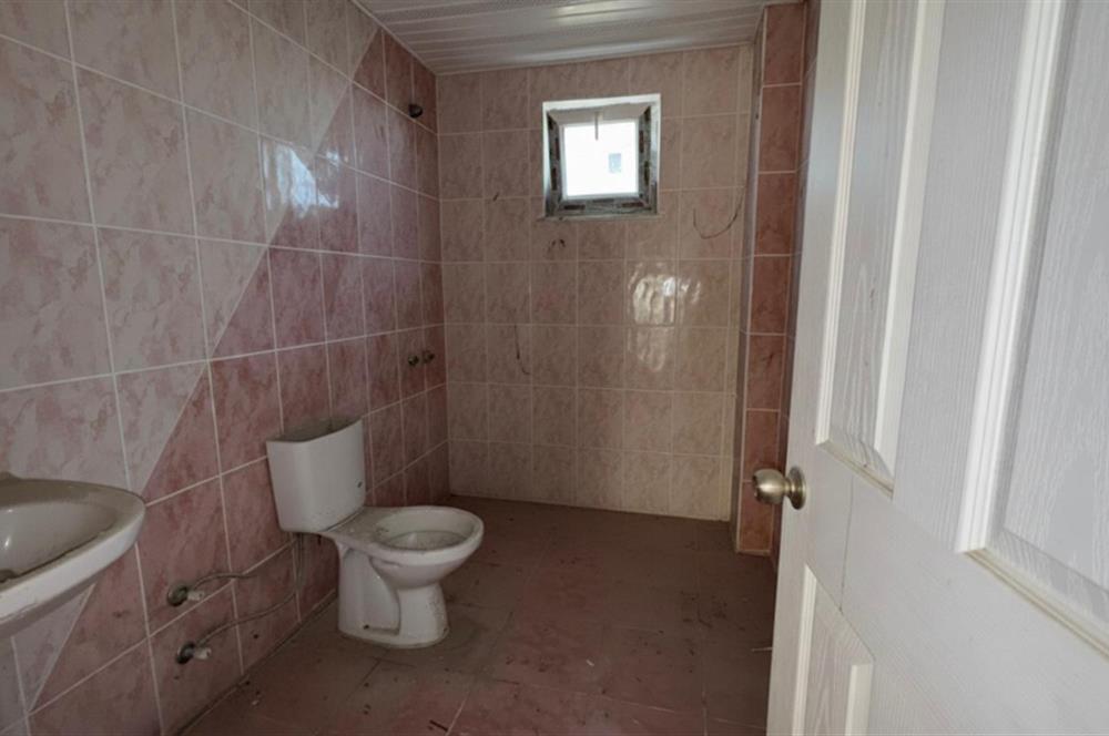 ÇATALCA İZZETTİN CEYLANKENT SİTESİNDE A TİPİ TRİPLEKS VİLLA