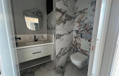 ŞEHİR HASTANESİ KARŞISINDA GENİŞ TERASLI KİRALIK İŞ YERİ C21BAL