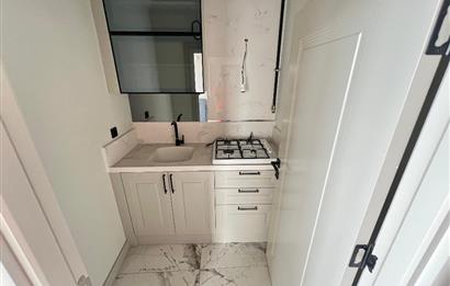 ŞEHİR HASTANESİ KARŞISINDA GENİŞ TERASLI KİRALIK İŞ YERİ C21BAL