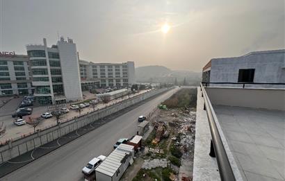 ŞEHİR HASTANESİ KARŞISINDA GENİŞ TERASLI KİRALIK İŞ YERİ C21BAL