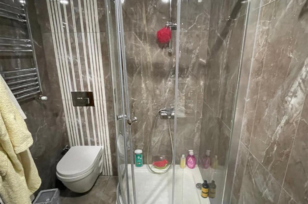 GÖZTEPE KARANFİL SOKAK'TA 3+1 105 M2 NET 9.KAT FERAH  DAİRE 