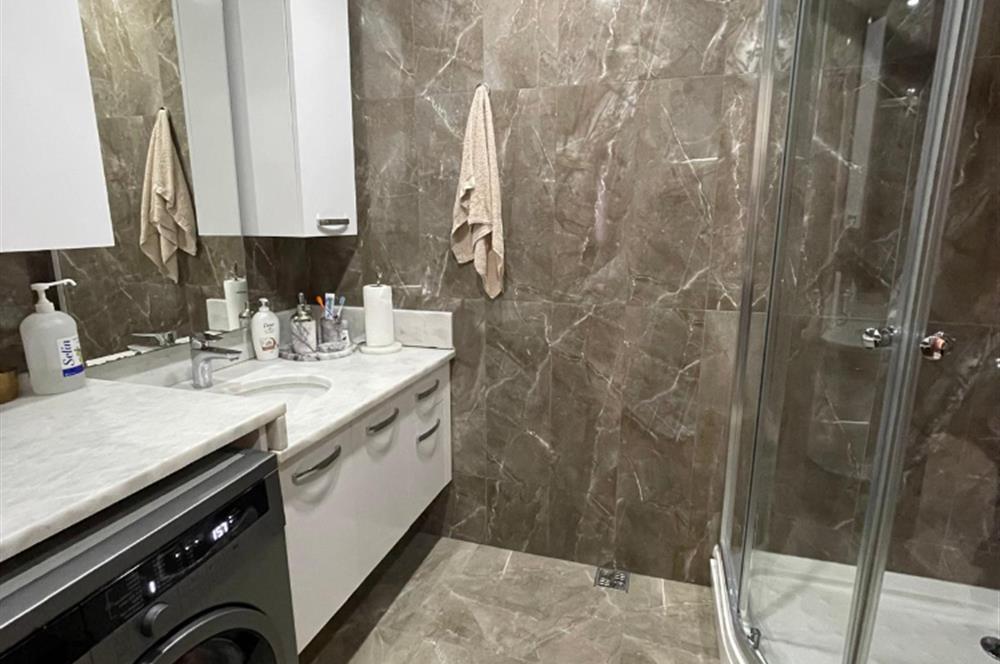 GÖZTEPE KARANFİL SOKAK'TA 3+1 105 M2 NET 9.KAT FERAH  DAİRE 