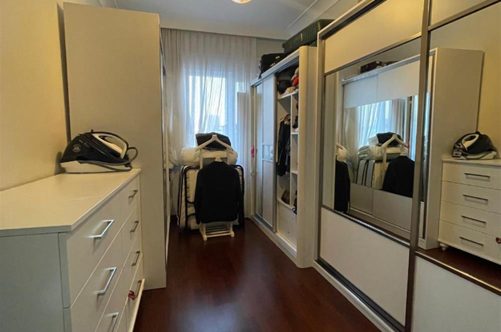 GÖZTEPE KARANFİL SOKAK'TA 3+1 105 M2 NET 9.KAT FERAH  DAİRE 