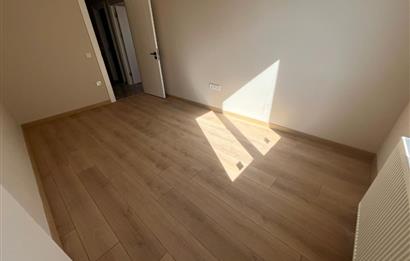 DRAGOS SAHİLDE 0 BİNADA AYRI MUTFAKLI ÖN CEPHE 2+1