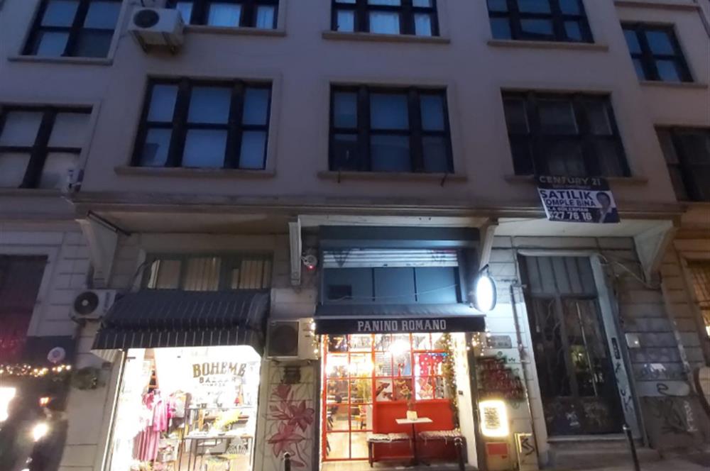 Modanın Kalbinde Komple Satılık Tarihi Eser Bina
