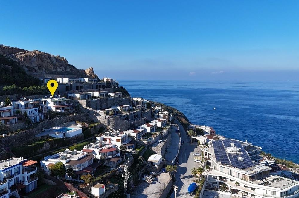 Bodrum Gündoğan Kızılburunda Eşsiz Deniz Manzaralı Satılık Daire