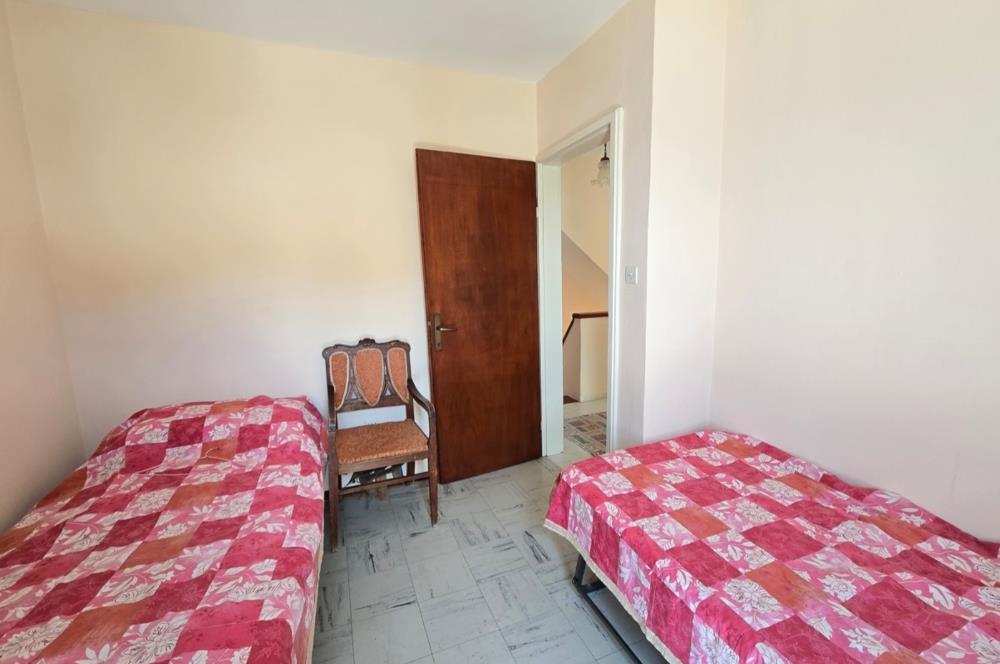 Milas Güllük’de Denize sıfır sitede yaz donemi kiralik dubleks