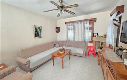 Milas Güllük’de Denize sıfır sitede yaz donemi kiralik dubleks