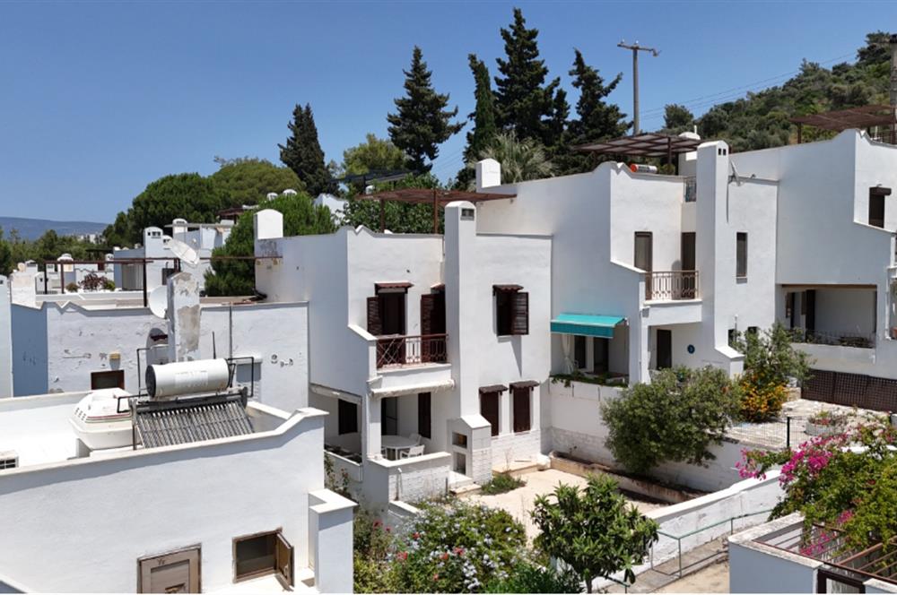 Milas Güllük’de Denize sıfır sitede yaz donemi kiralik dubleks