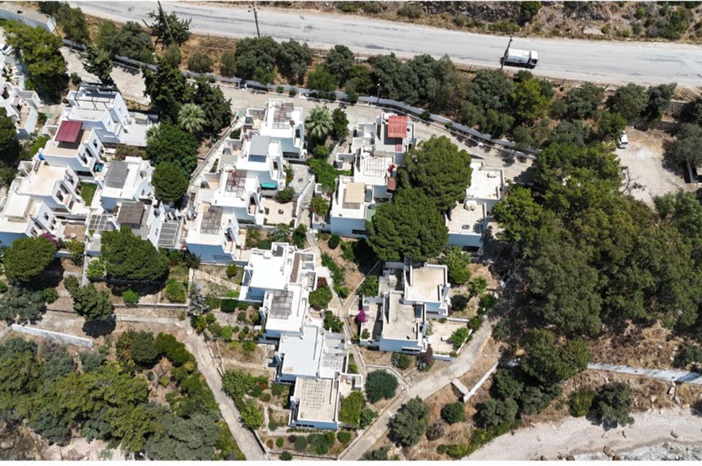 Milas Güllük’de Denize sıfır sitede yaz donemi kiralik dubleks