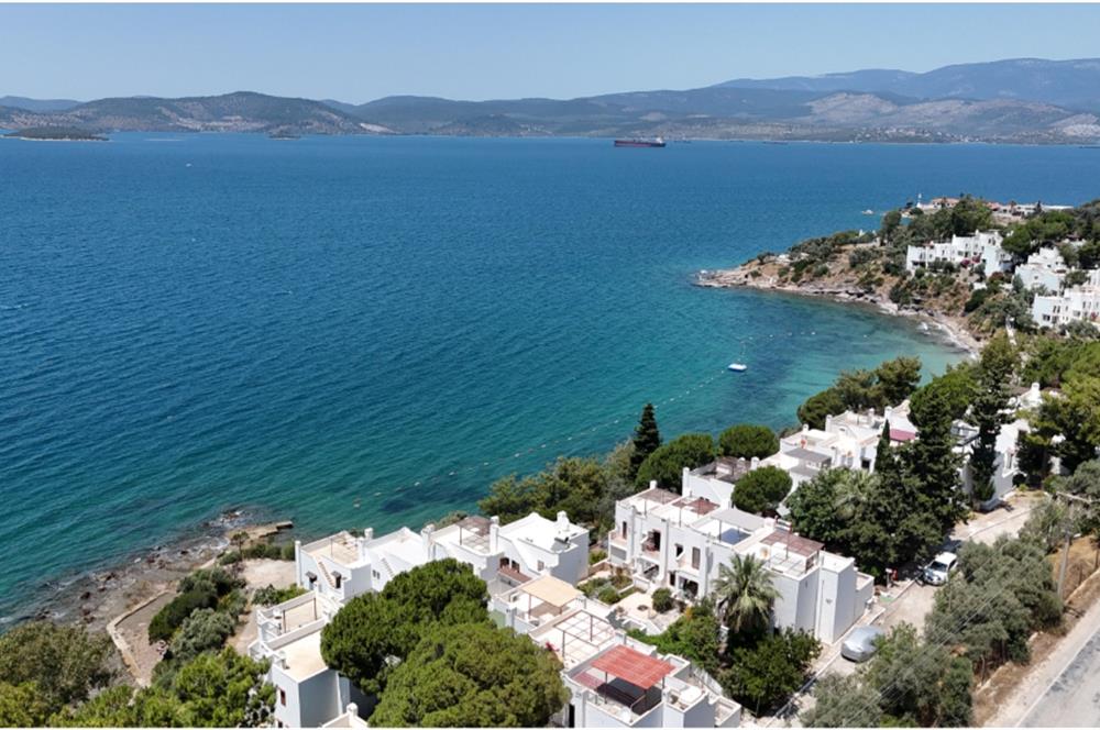 Milas Güllük’de Denize sıfır sitede yaz donemi kiralik dubleks