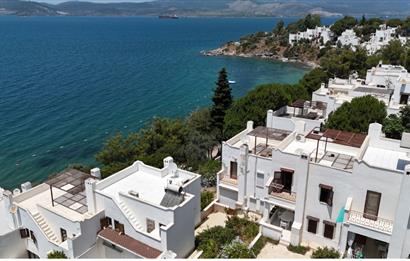 Milas Güllük’de Denize sıfır sitede yaz donemi kiralik dubleks