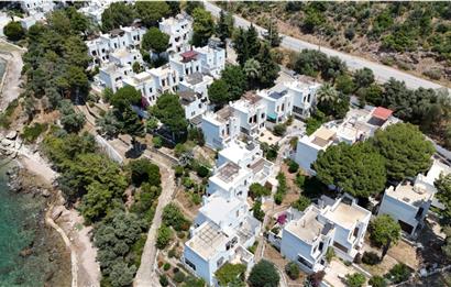 Milas Güllük’de Denize sıfır sitede yaz donemi kiralik dubleks