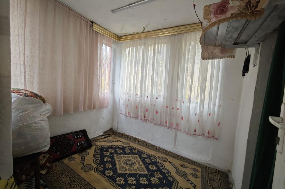 CENTRUY 21 BAL'DAN  EDREMİT HACIASLANLAR MAHALLESİ SATILIK ZEYTİNLİK