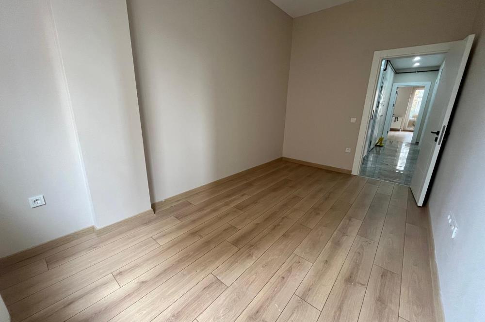 DRAGOS SAHİLDE 0 BİNADA AYRI MUTFAKLI ÖN CEPHE 2+1