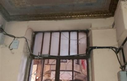 Modanın Kalbinde Komple Satılık Tarihi Eser Bina