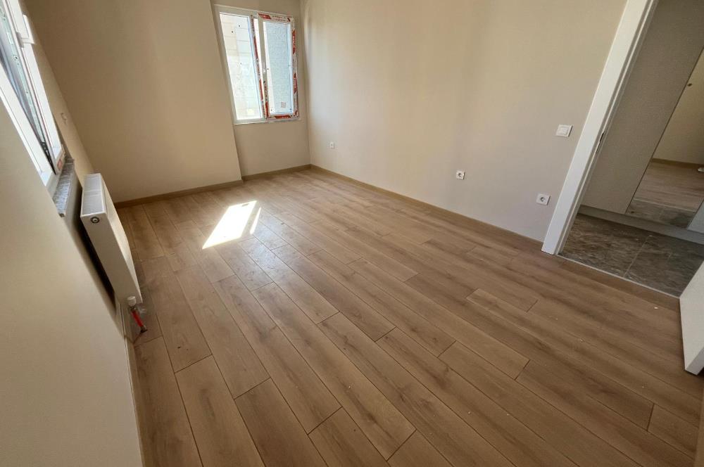 DRAGOS SAHİLDE 0 BİNADA AYRI MUTFAKLI ÖN CEPHE 2+1