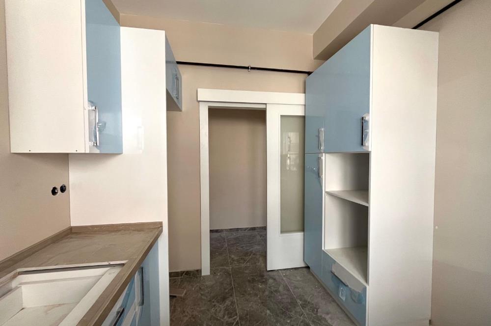 DRAGOS SAHİLDE 0 BİNADA AYRI MUTFAKLI ÖN CEPHE 2+1