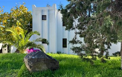 BODRUM AKÇABÜK TATİL KÖYÜNDE 2 DÖNEM SATILIK DEVRE MÜLK