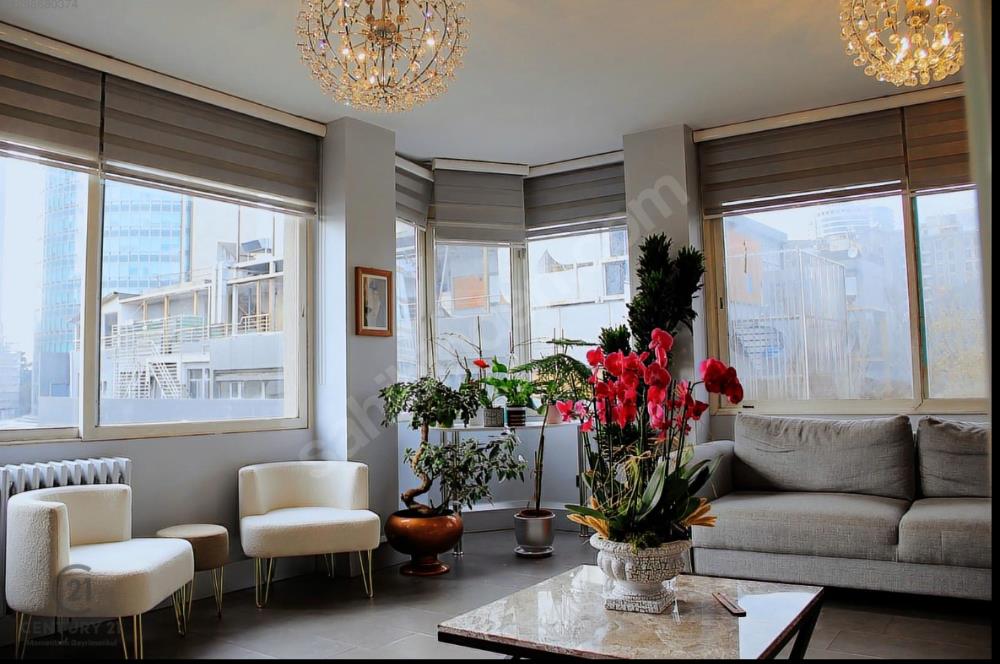 Prestijli Lokasyonda,Hazır Kurulu Tam Donanımlı Güzellik Merkezi