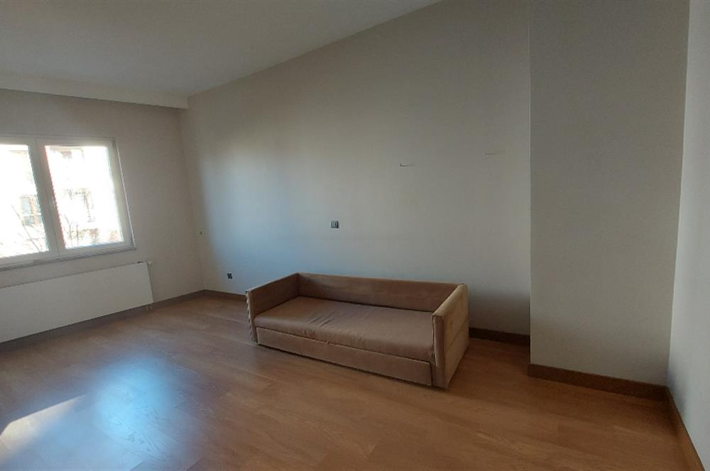 GÖKTÜRK MODERNİSTA SİTES'İNDE KİRALIK 2+1 DAİRE