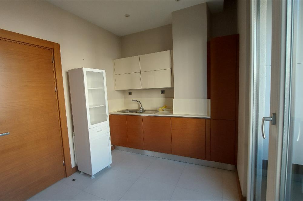 GÖKTÜRK MODERNİSTA SİTES'İNDE KİRALIK 2+1 DAİRE