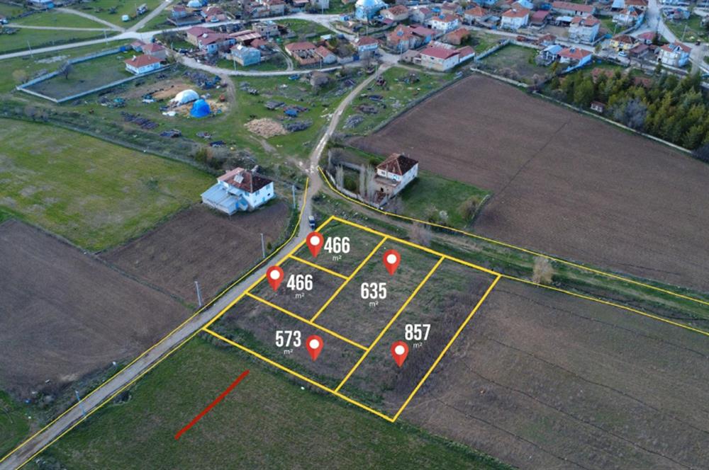 CENTURY21 PLUS GAYRİMENKUL SANDIKLI ALAGÖZ KÖYÜNDE İMARLI ARSA