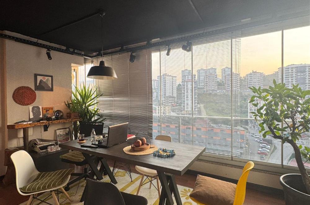 C21 UZMAN'DAN KAŞÜSTÜ MERKEZ'DE MANZARALI 3+1 SATILIK DAİRE