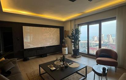 C21 UZMAN'DAN KAŞÜSTÜ MERKEZ'DE MANZARALI 3+1 SATILIK DAİRE