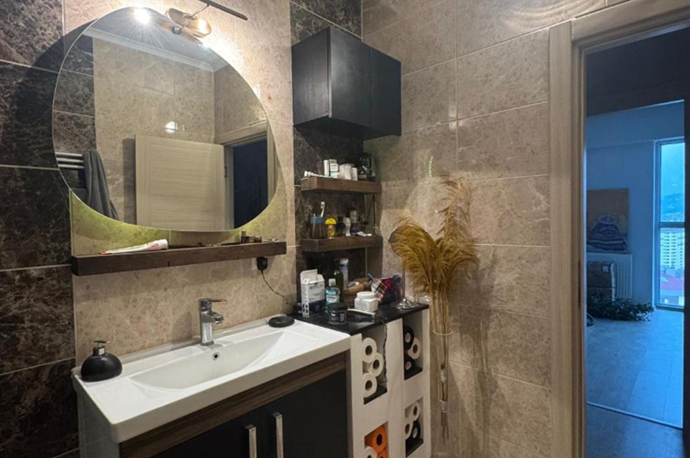 C21 UZMAN'DAN KAŞÜSTÜ MERKEZ'DE MANZARALI 3+1 SATILIK DAİRE