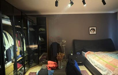 C21 UZMAN'DAN KAŞÜSTÜ MERKEZ'DE MANZARALI 3+1 SATILIK DAİRE