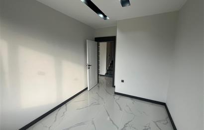 1290705971 Edremit Zeytinli'de Doğayla İç İçe, Havuzlu 4+1 Villa 