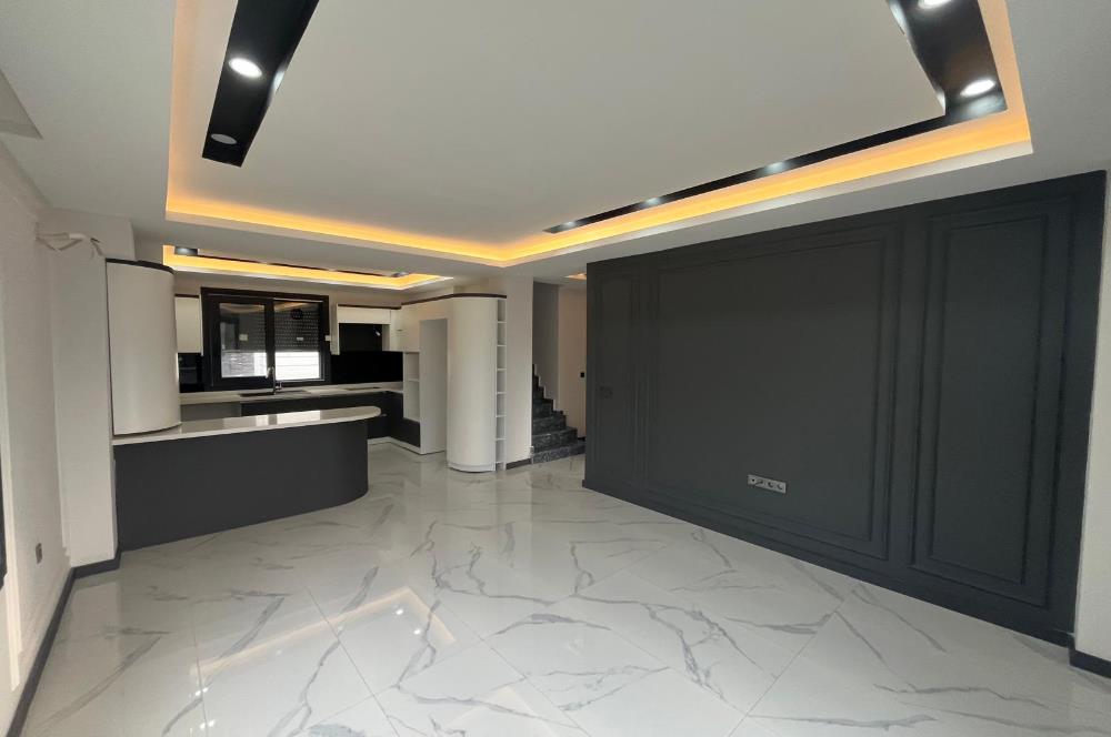 1290705971 Edremit Zeytinli'de Doğayla İç İçe, Havuzlu 4+1 Villa 