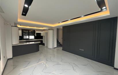 1290705971 Edremit Zeytinli'de Doğayla İç İçe, Havuzlu 4+1 Villa 