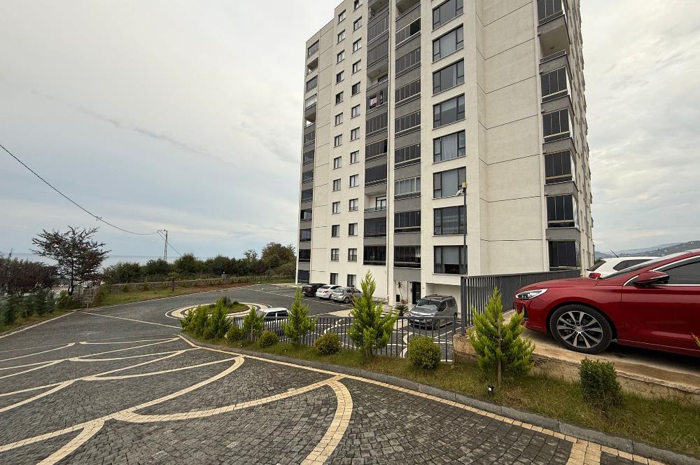 Kaşüstünde Temiz ve Kullanışlı 3+1 Eşyasız Daire