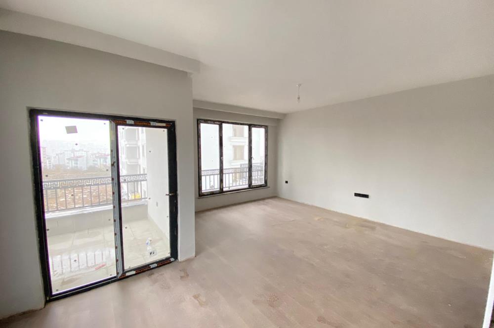 CENTURY 21'DEN KARŞIYAKA'DA 3+1 DAİRE!