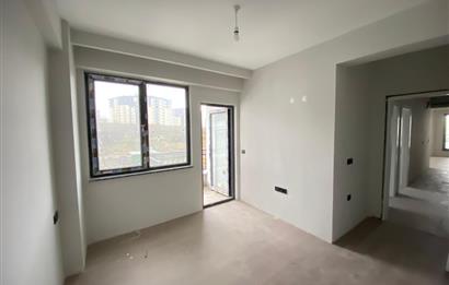 CENTURY 21'DEN KARŞIYAKA'DA 3+1 DAİRE!