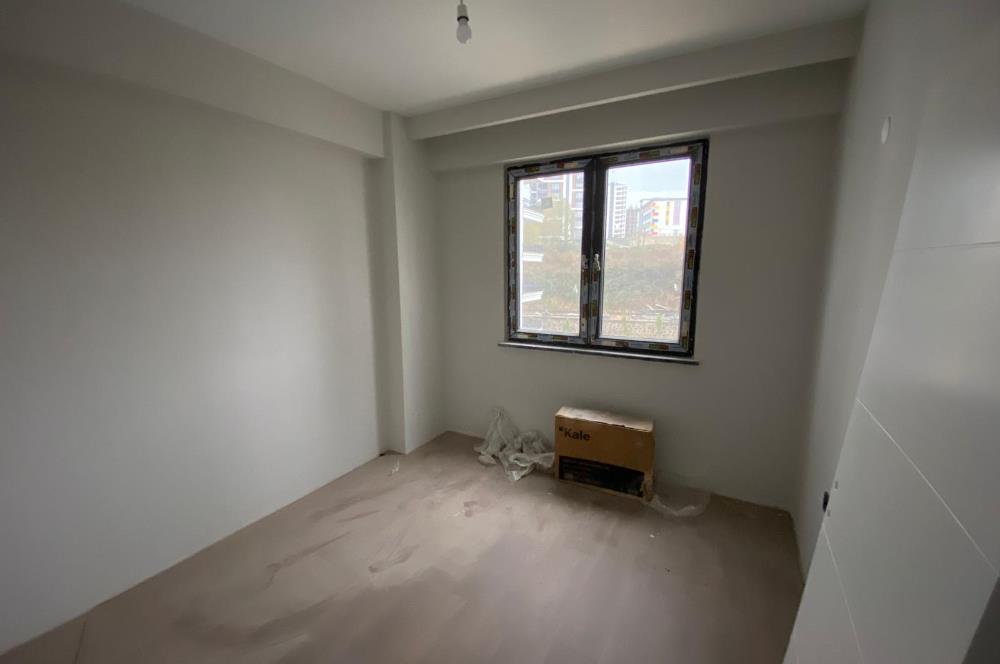 CENTURY 21'DEN KARŞIYAKA'DA 3+1 DAİRE!