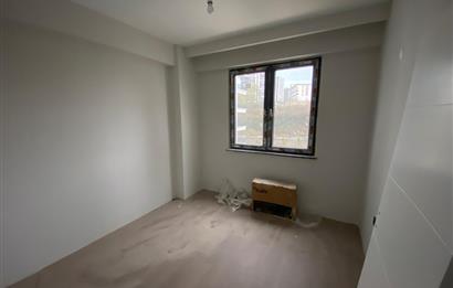 CENTURY 21'DEN KARŞIYAKA'DA 3+1 DAİRE!