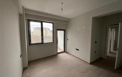 CENTURY 21'DEN KARŞIYAKA'DA 3+1 DAİRE!