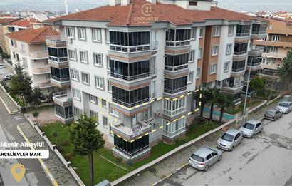 C21 Bal'dan Bahçelievler Mah.'de Satılık 3+1 Daire