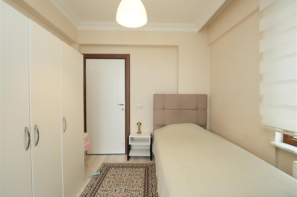 C21 Cius; Çakır Sitesi'nde Deniz Manzaralı 4+1 Ara Kat Daire