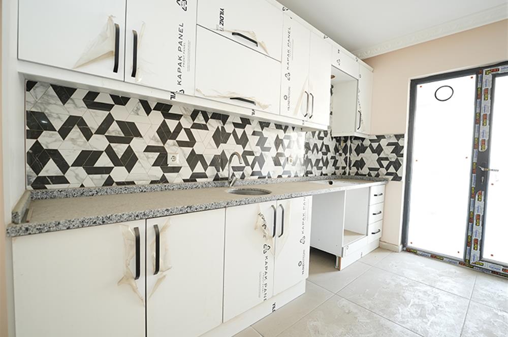 C21 Cius; Dereboyuna Cepheli Şok Market Üstü 7+1 Geniş Dubleks