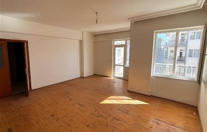 KÜLTÜR 3+1 150m2 SİTE İÇERİSİNDE DENİZ MANZARALI SATILIK DAİRE