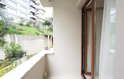 C21 Cius; Çakır Sitesi'nde Deniz Manzaralı 4+1 Ara Kat Daire