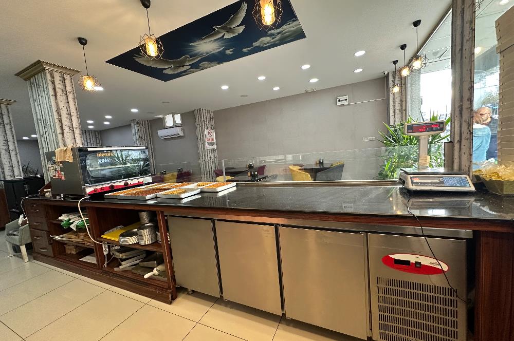 Çerkezköy Öztrak Caddesinde Devren Kiralık 360m2 Tatlıcı