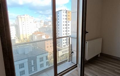 Şerifali Royal Residans'ta Kiralık 1+1