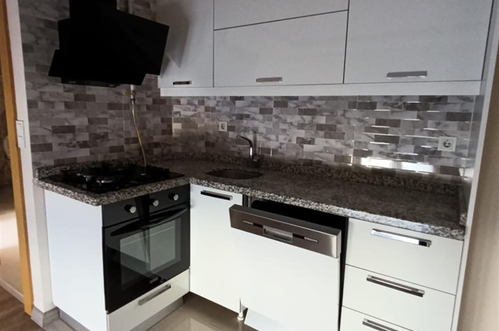 Şerifali Royal Residans'ta Kiralık 1+1