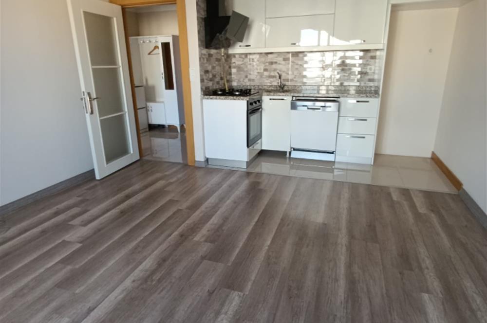 Şerifali Royal Residans'ta Kiralık 1+1