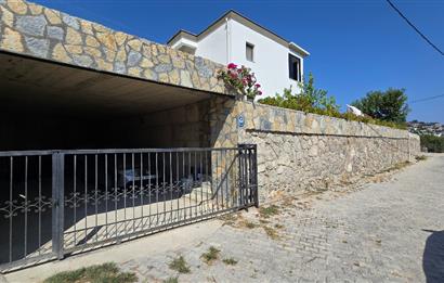 Bodrum Gündoğan Küçükbükte Denize 400m Mesafede Kiralık Eşyalı 2+1 Daire